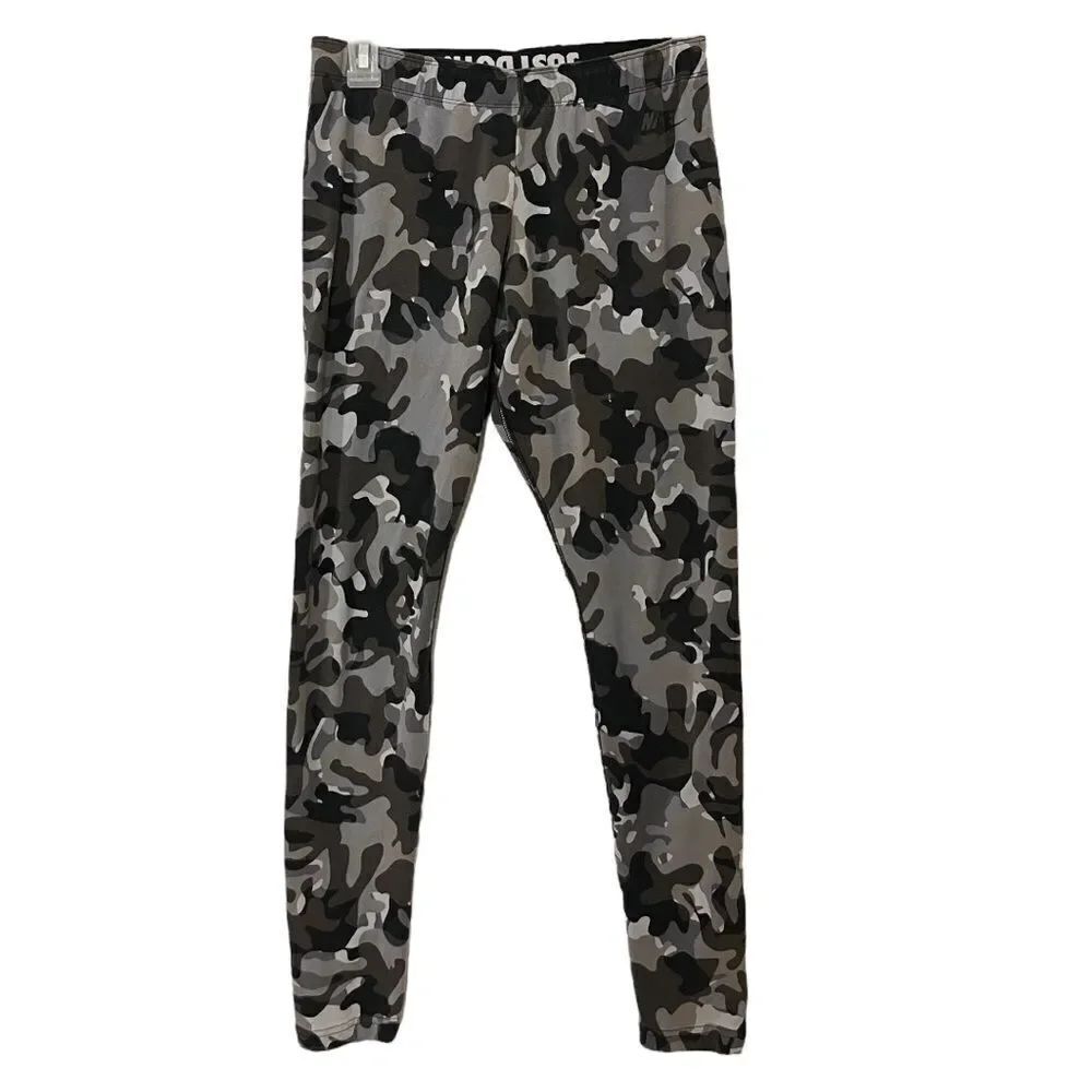 🔥4/$25 Nike Girls Grey Black White Camo Leggings Size Medium
